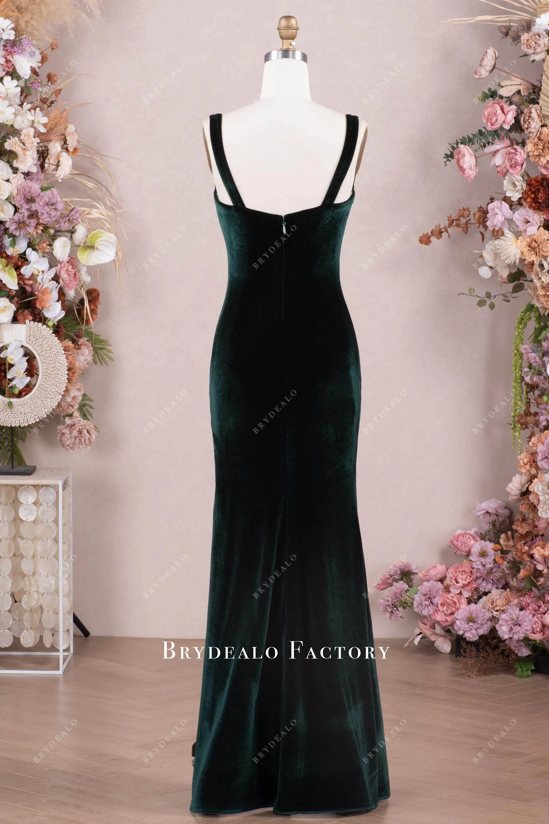 Elegant Dark Green Eyelash Lace Sweetheart Neck Prom Evening Dress