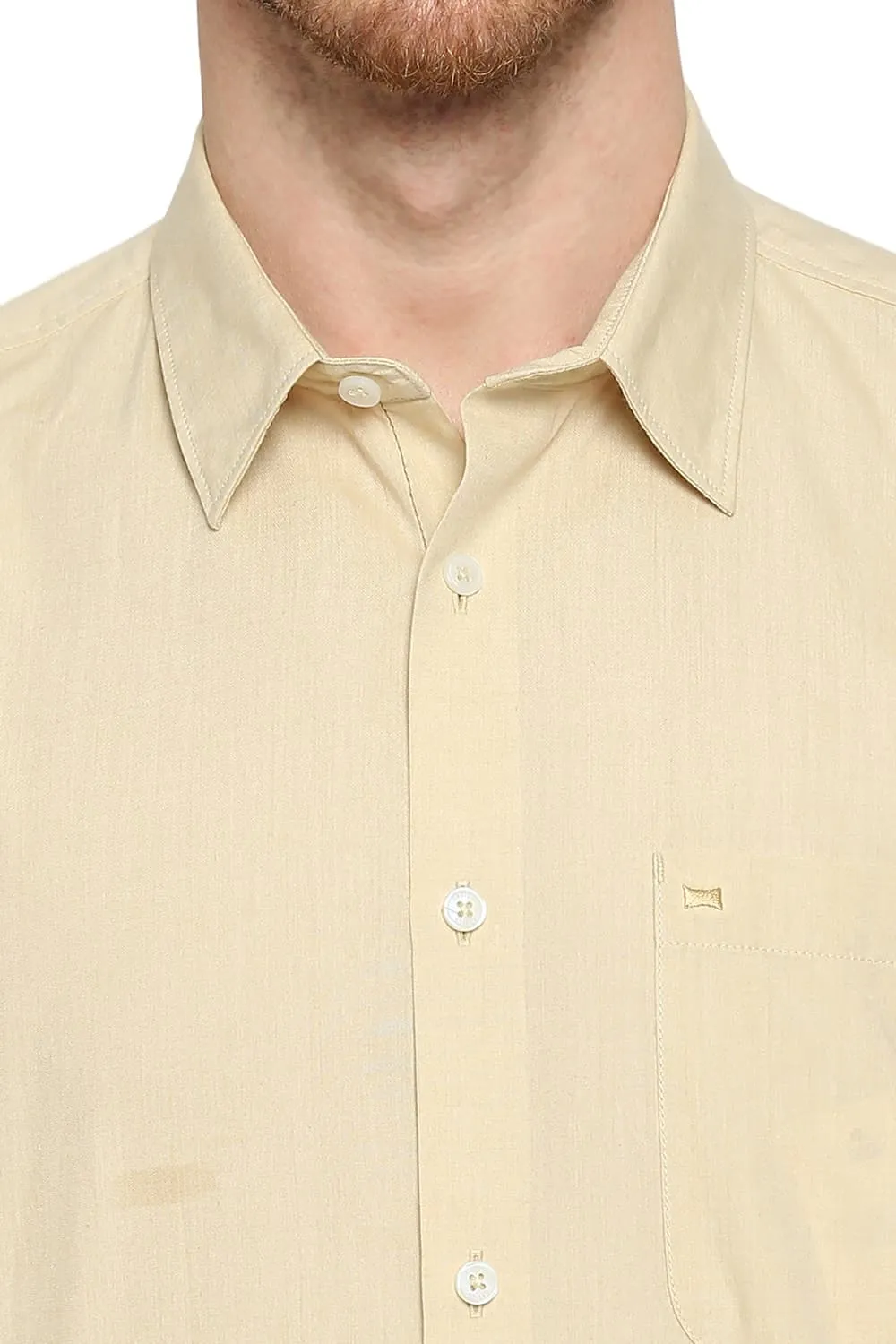 Slim Fit Cotton Polyester Viscose Halfsleeves Shirt