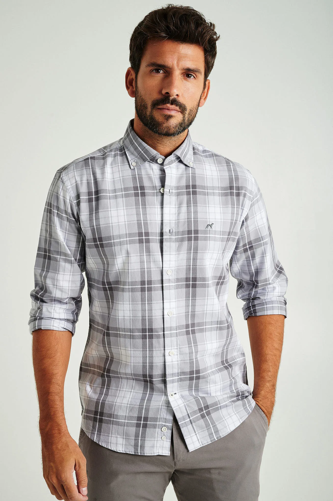 Slim fit twill shirt